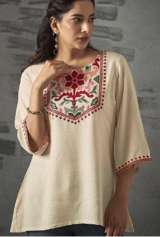 Women's Tunics A Blend of Comfort and Style