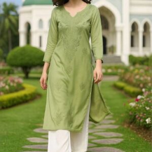HERE&NOW Women Floral Embroidered Chikankari Kurta